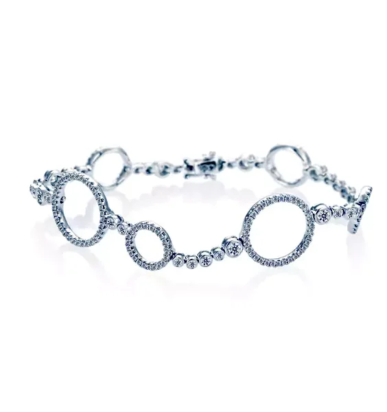 圓滿水波鑽石手鍊